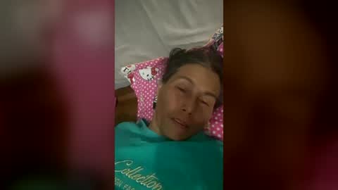 Snapshot of squirt0120 chatting on July 17, 7:04 am squirt0120 online show from July 17, 7:04 am