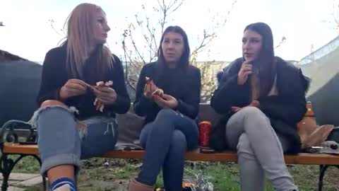 My name is Maya Lush is activeThere are legends that in this room all your wishes can come true  Private is Open online show from November 13, 7:18 am