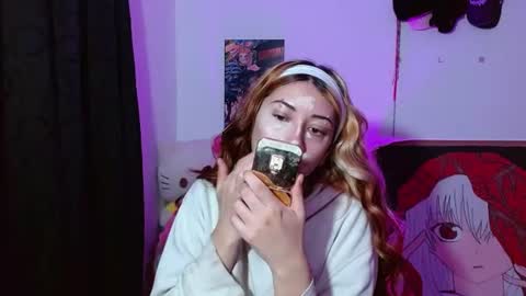 Snapshot of squirt_charlotte chatting on June 10, 3:29 am HELLO WELCOME MY NAME IS CHARLOTTE OY A NEW GIRL online show from June 10, 3:29 am