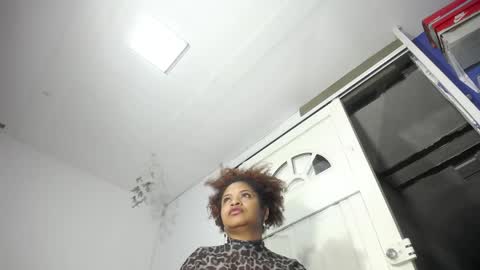 squirter_girl69 online show from April 26, 10:02 am