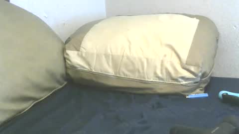 Snapshot of squirtn4mee chatting on April 13, 12:21 pm Squirtn4mee online show from April 13, 12:21 pm