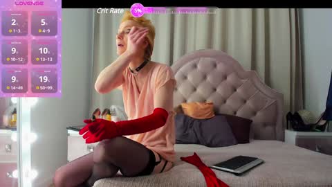 Snapshot of squirtymom chatting on December 24, 11:49 am Alisa online show from December 24, 11:49 am