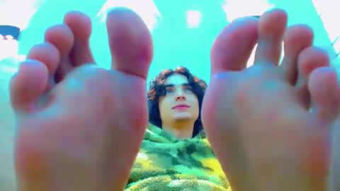 ethan online show from October 25, 3:07 pm