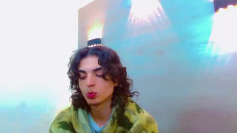 ethan online show from November 10, 2:38 pm