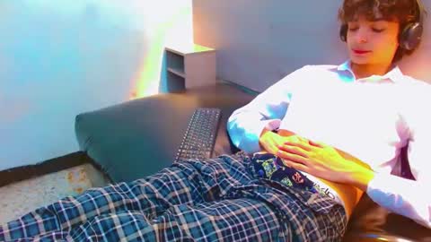 ethan online show from January 13, 2:33 pm