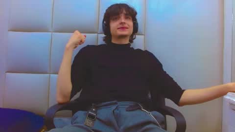 ethan online show from March 2, 12:56 pm