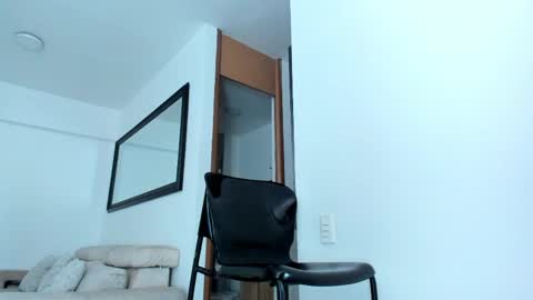 Snapshot of sr_smit_hot chatting on May 31, 4:03 pm ANDR online show from May 31, 4:03 pm