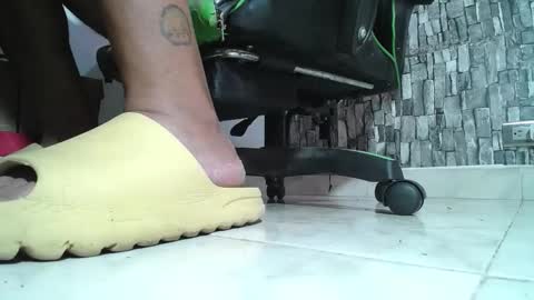 sr master cum its my old account online show from March 26, 4:01 pm