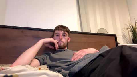 Snapshot of srr23man chatting on December 17, 8:15 pm srr23man online show from December 17, 8:15 pm