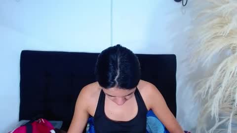 Snapshot of srta_luciana chatting on May 25, 12:00 pm . . online show from May 25, 12:00 pm