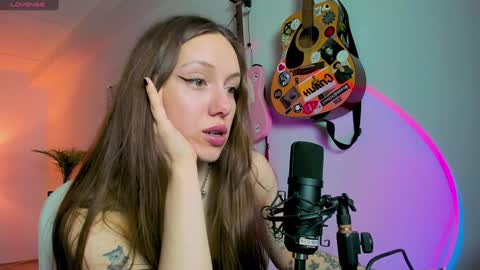 Snapshot of sshawty chatting on February 6, 3:09 pm Anni if Im offline for a long time Im depressed feel free to support me offline online show from February 6, 3:09 pm