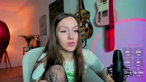 Snapshot of sshawty chatting on February 16, 6:43 pm Anni if Im offline for a long time Im depressed feel free to support me offline online show from February 16, 6:43 pm