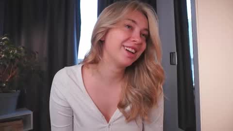 Kate online show from October 21, 6:03 am