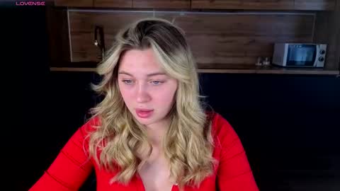 Kate online show from March 14, 2:22 pm