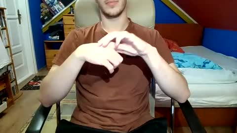 Snapshot of st1eve chatting on October 30, 5:02 pm st1eve online show from October 30, 5:02 pm