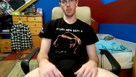 Snapshot of st1eve chatting on November 16, 5:29 pm st1eve online show from November 16, 5:29 pm