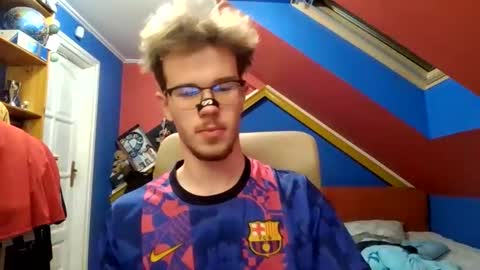 Snapshot of st1eve chatting on March 20, 6:24 pm st1eve online show from March 20, 6:24 pm