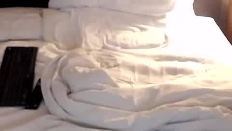 Snapshot of st8llion chatting on February 24, 1:02 am st8llion online show from February 24, 1:02 am