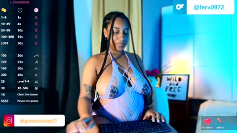   online show from December 3, 1:54 pm