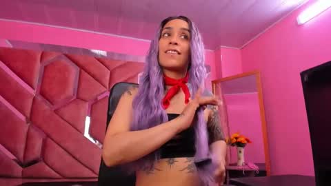 Snapshot of staceylee_ chatting on December 15, 7:51 pm Stacey lee online show from December 15, 7:51 pm