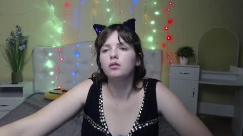 Snapshot of staceylex chatting on January 22, 9:35 am Stacey online show from January 22, 9:35 am