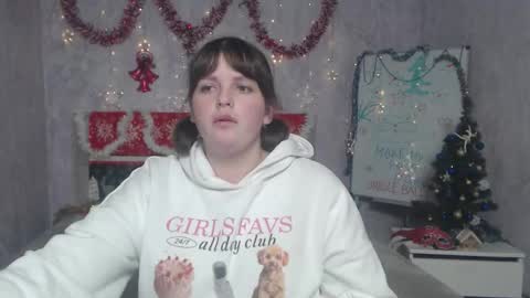 Snapshot of staceylex chatting on December 17, 6:41 am Stacey online show from December 17, 6:41 am