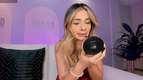 Stacy Woods online show from April 30, 11:49 am