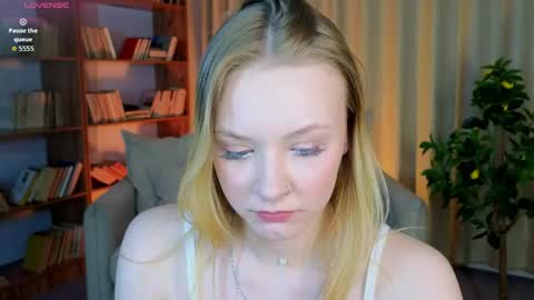 Stacey online show from June 1, 10:28 am