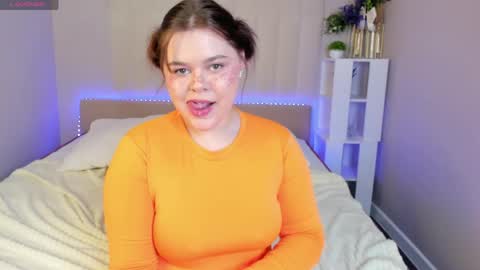 Snapshot of stacy_gill chatting on May 10, 9:25 am Stacy online show from May 10, 9:25 am