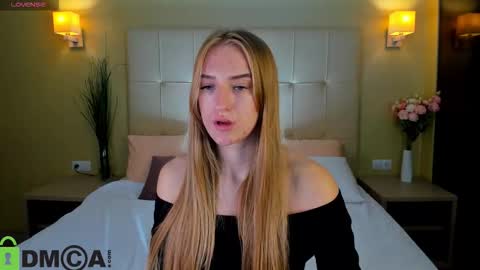 Stacy Mon Tue Wed Thu Fri Sun GMT GMT 3 1000am - 0400pm  online show from September 17, 7:21 am