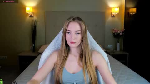 Stacy Mon Tue Wed Thu Fri Sun GMT GMT 3 1000am - 0400pm  online show from February 23, 9:17 am