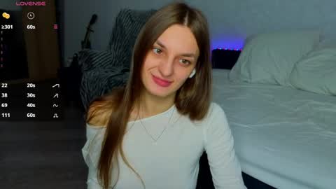 Sexy lips online show from May 17, 11:34 pm