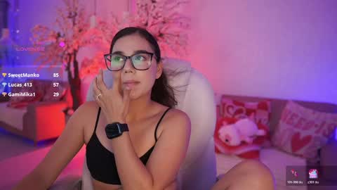Snapshot of stacycooper_ chatting on May 5, 7:00 pm stacycooper_ online show from May 5, 7:00 pm