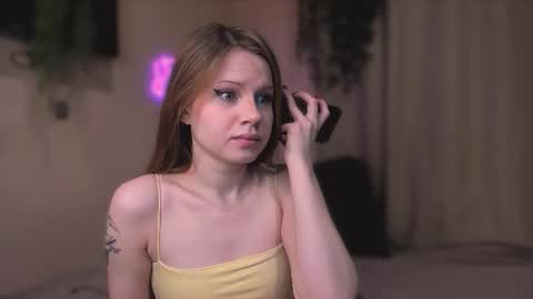 Snapshot of stacyloveforu chatting on January 18, 2:48 am stacyloveforu online show from January 18, 2:48 am