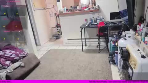 Snapshot of stacytasteme chatting on March 16, 1:00 am Submissive Slut LOVES adoration online show from March 16, 1:00 am