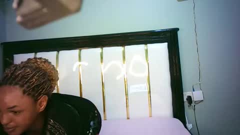 Snapshot of stacyweet chatting on October 25, 10:56 am Stacysweet chocolate online show from October 25, 10:56 am