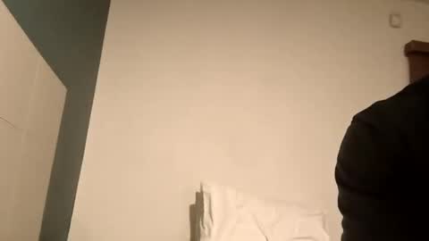 Straightupdownbad online show from November 17, 5:24 am