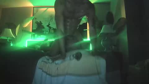 Snapshot of staloney21 chatting on October 20, 8:59 am staloney online show from October 20, 8:59 am