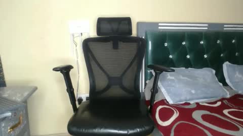 calvin online show from November 27, 2:02 am