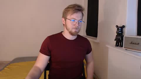 Snapshot of stan_lust chatting on December 4, 8:17 pm StanLust online show from December 4, 8:17 pm