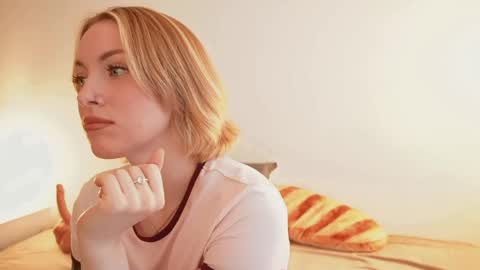 Kristina online show from May 2, 1:16 pm