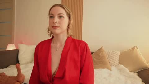 Snapshot of stanovaya300kg chatting on June 5, 2:45 pm Kristina online show from June 5, 2:45 pm