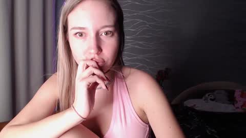 Snapshot of star_and_jane_ chatting on February 3, 12:03 pm star_and_jane_ online show from February 3, 12:03 pm