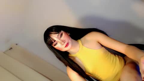 Snapshot of star_light48 chatting on January 19, 2:04 am star_light48 online show from January 19, 2:04 am