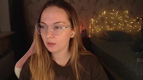 Alice online show from December 29, 1:49 pm