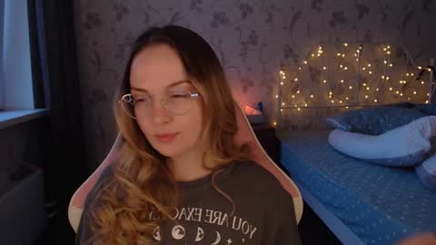 Alice online show from January 1, 9:49 am