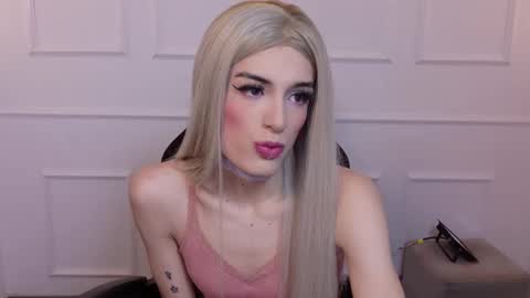 star_storm online show from February 15, 7:38 am