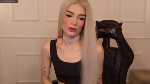 star_storm online show from February 18, 7:21 am