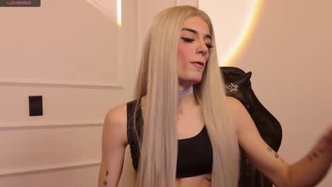 star_storm online show from February 18, 10:27 am