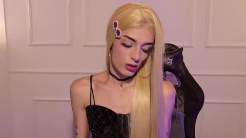 star_storm online show from March 9, 5:44 am